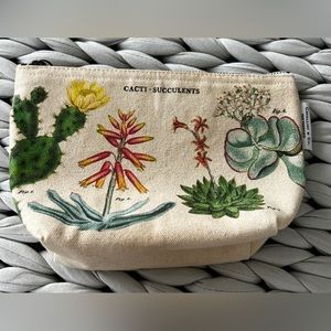 Small cosmetic bag